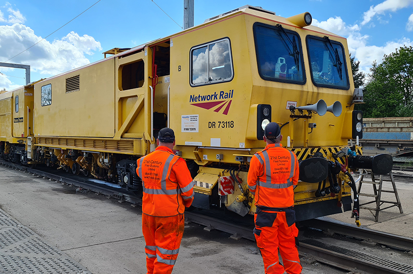 Connected rail fleets